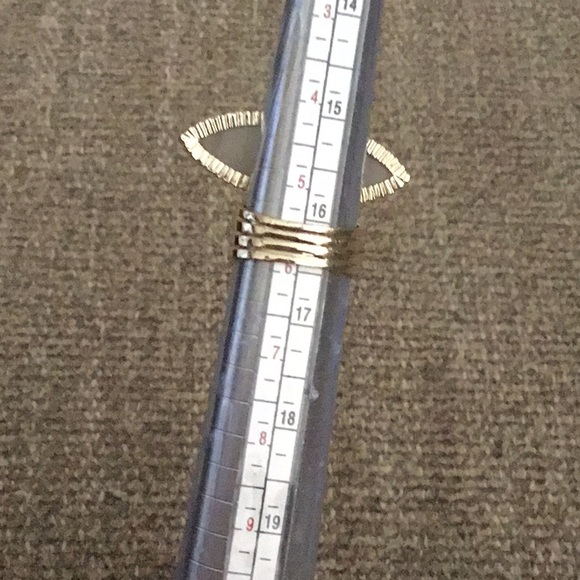 Kendra Scott Chelsea Cocktail Ring - Picture 7 of 7